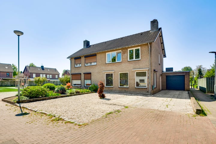 Azaleastraat 22 in Nederweert