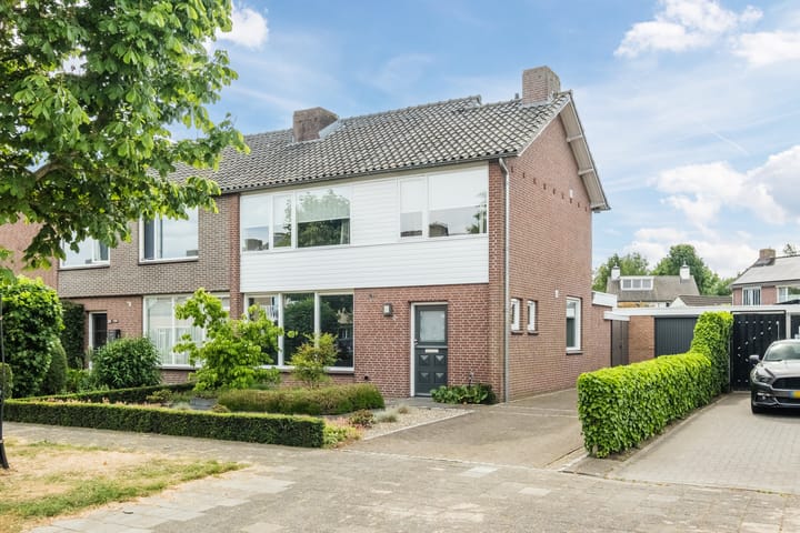 Azaleastraat 24 in Sint-Oedenrode