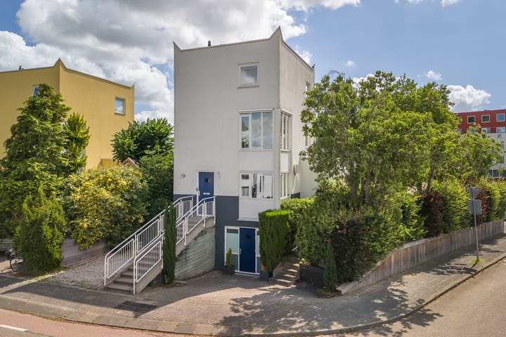 Photo of property Aziëring 14, Amersfoort