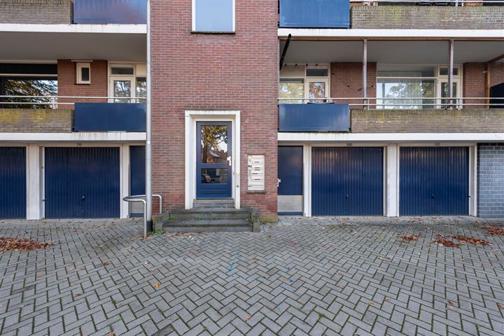 Azuurweg 248 in Tilburg