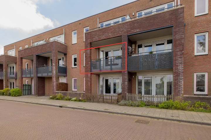 B.G.J. Berntzenstraat 41 in Sassenheim