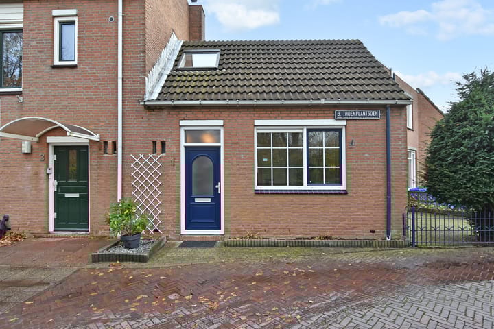Foto van woning B. Thoenplantsoen 1, 's-Gravenhage