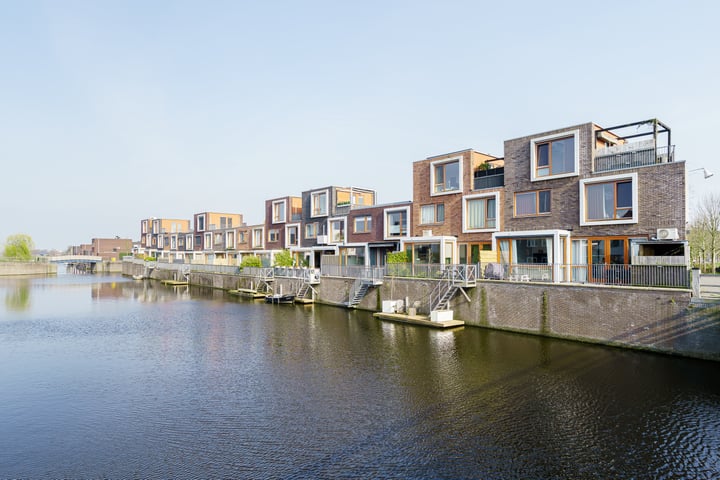 Photo of property Baak van Hellevoetsluis 7, Amersfoort