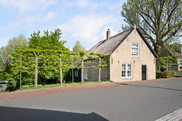 Baanhoek 11 in Sliedrecht foto