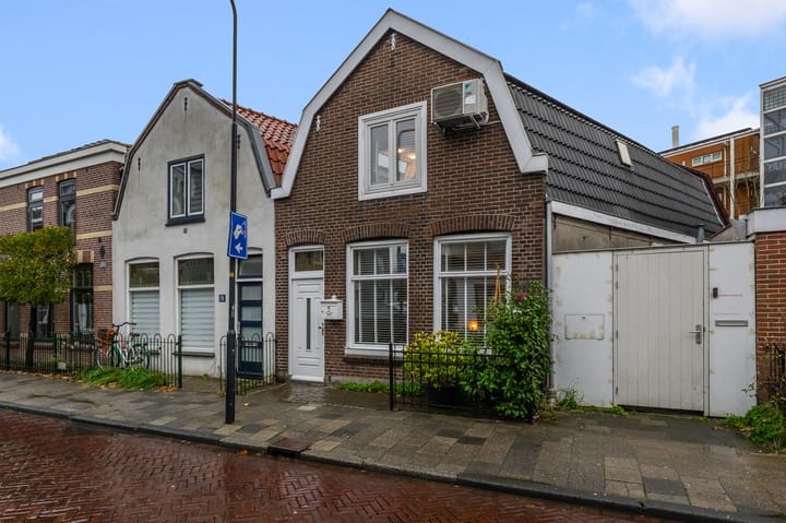 Photo of property Baanstraat 13, Beverwijk