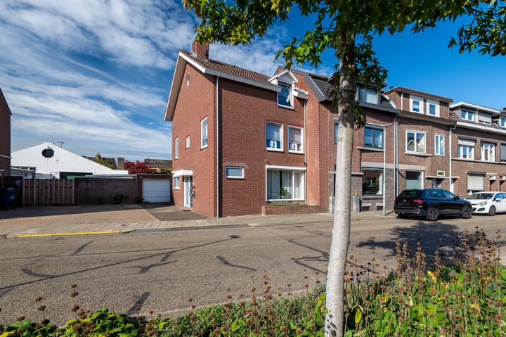 Baanstraat 138 in Landgraaf foto