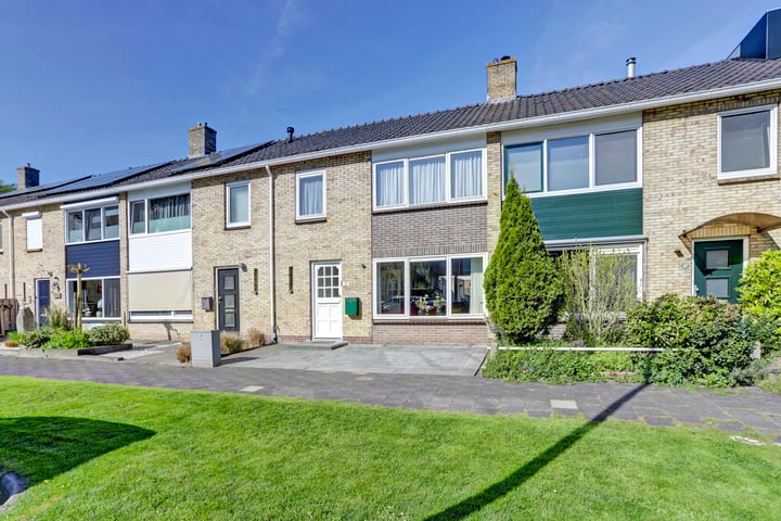 Photo of property Baarlelaan 54, Hoogeveen
