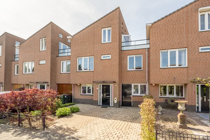 Bachlaan 17 in Oud-Beijerland