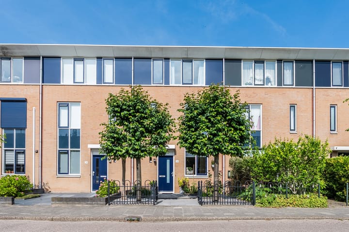Bachlaan 26 in Barendrecht