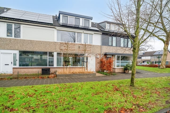 Photo of property Bachlaan 39, Bunschoten-Spakenburg