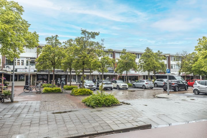Bachplein 9 in Heemskerk Foto