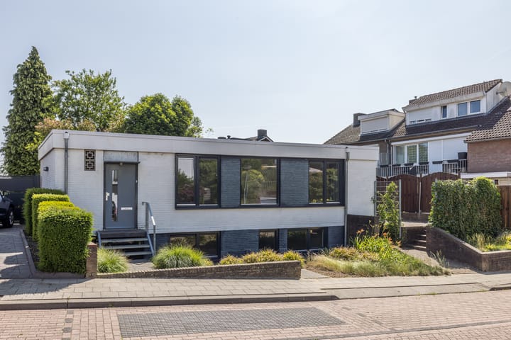 Bachstraat 13 in Brunssum