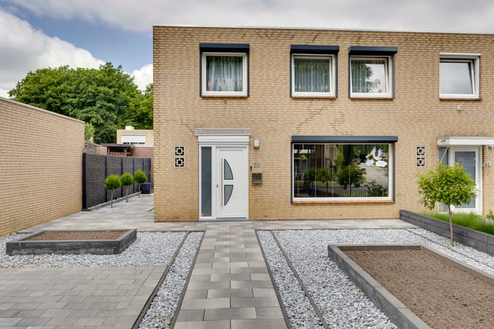Bachstraat 20 in Geleen