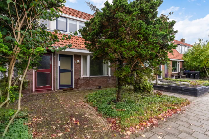 Photo of property Bachstraat 41, Leeuwarden