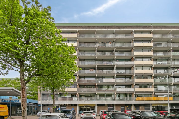 Bagijnenwaard 8 in Zoetermeer