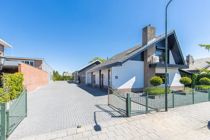 Bagijnhof 13 in Veen
