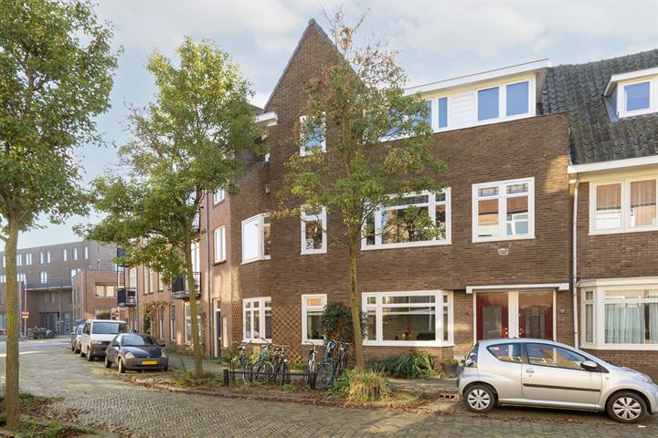 Bakhuizen van den Brinkstraat 4 in Utrecht