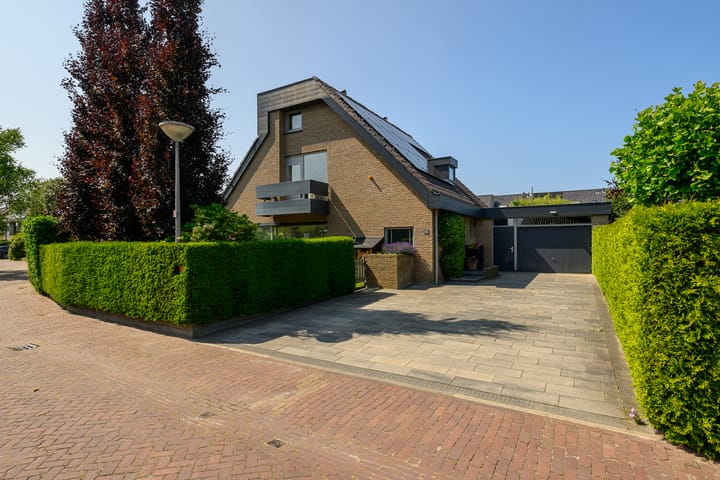 Baljuw 10 in Naaldwijk foto