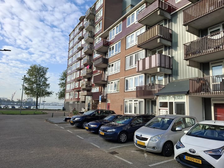 Baloeranstraat 119 in Rotterdam foto
