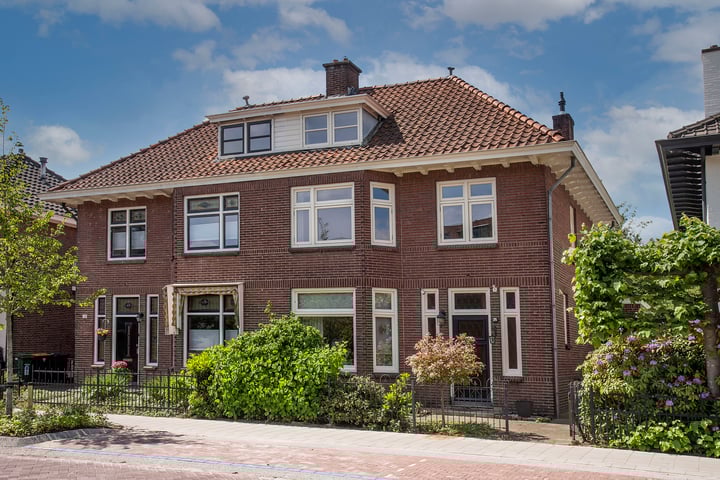 Bankastraat 25 in Hengelo