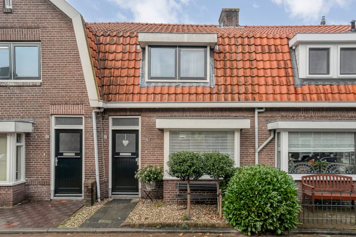 Barend Schuurmanstraat 15 in Meppel