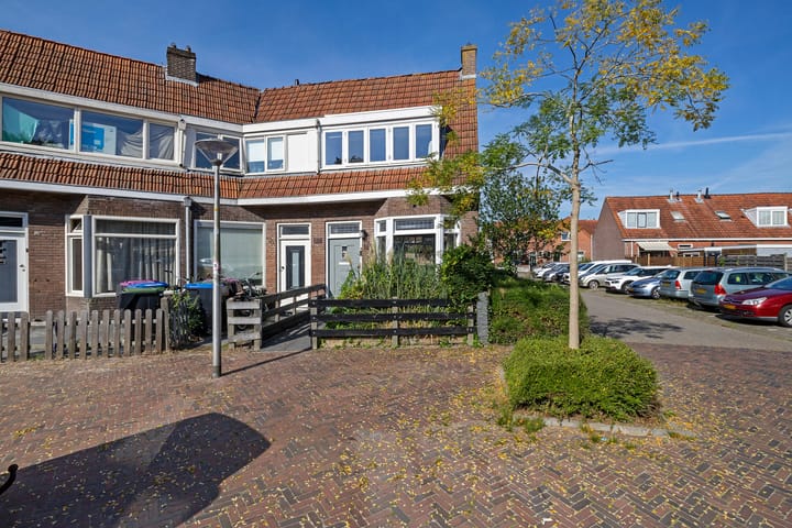 Photo of property Barent Fockesstraat 56, Leeuwarden