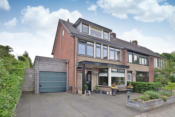 Barent Udolaan 6 in Kortenhoef