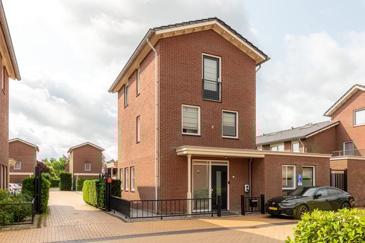 Baron 2 in Heerenveen