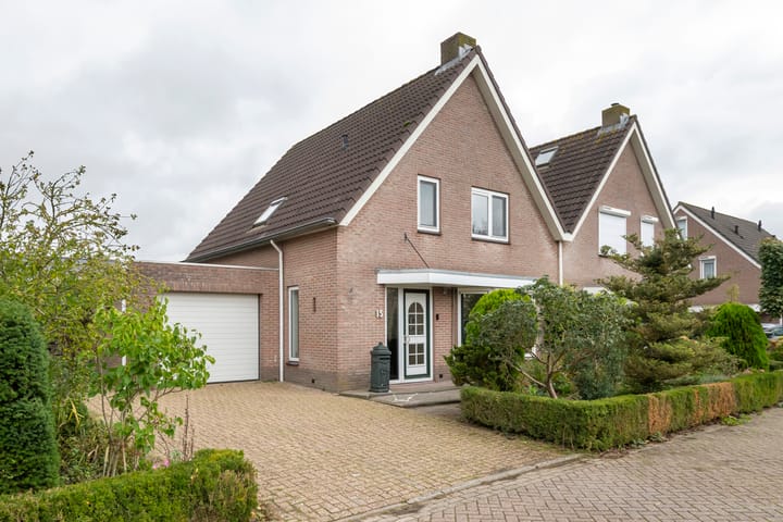 Baron van Brakellstraat 15 in Rijswijk (GLD)
