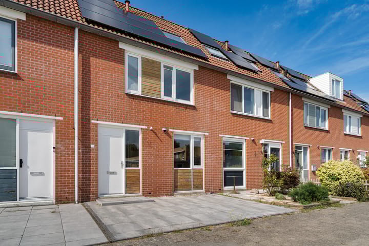 Photo of property Barracudastraat 10, Almere