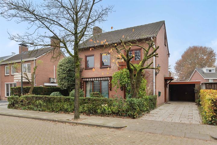 Barthold van Heesselstraat 18 in Aarle-Rixtel