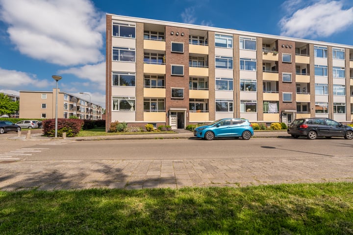 Photo of property Bartholomeus vd Helststr 49, Hoogezand