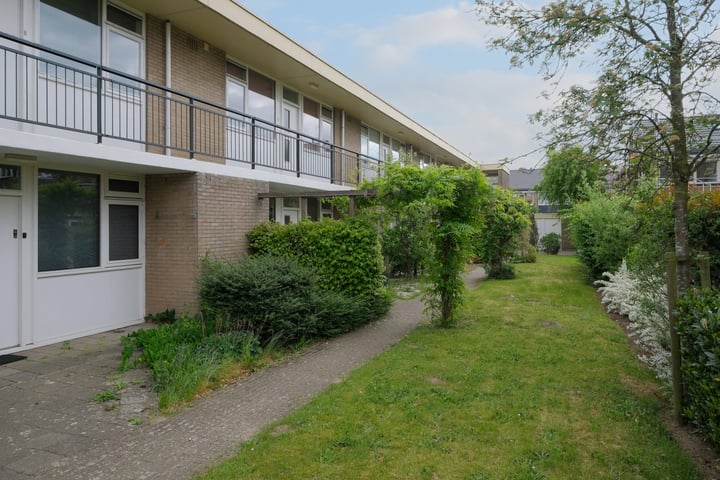 Bartókstraat 13 in Almelo