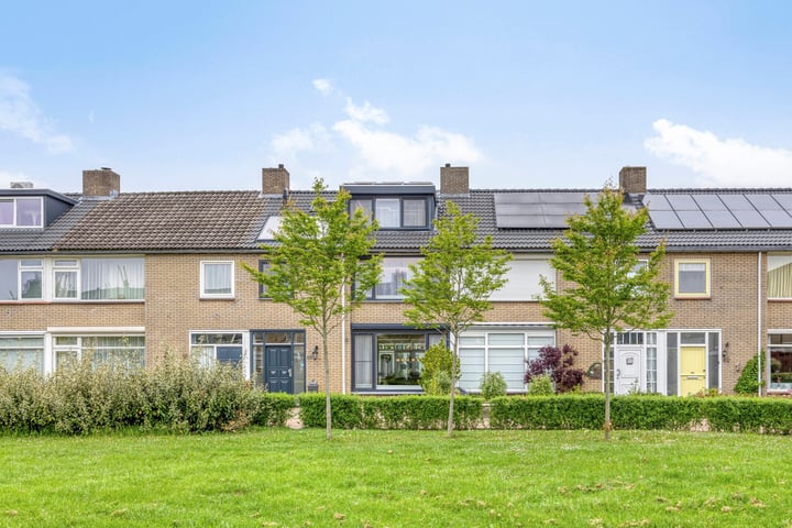 Bartókstraat 54 in Elst