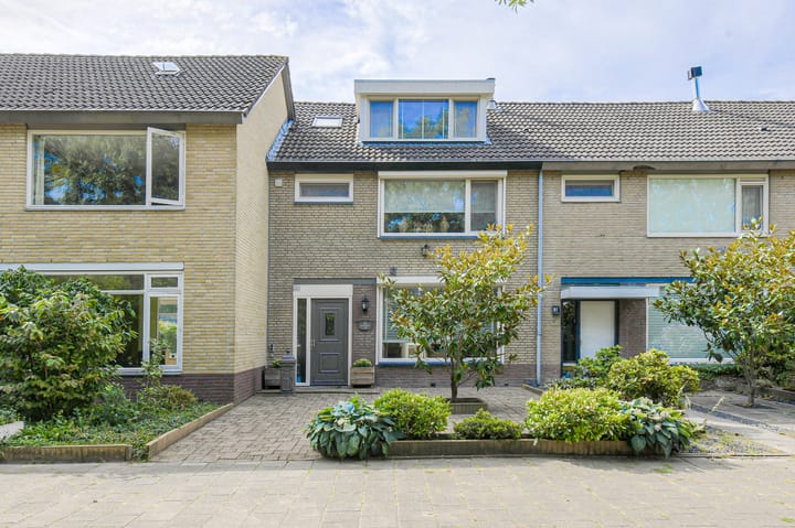 Basielhof 79 in Oosterhout foto