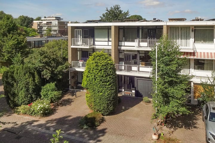Basilicumhof 28 in Duivendrecht foto