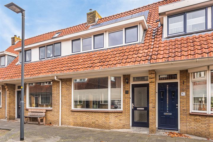 Bavinckstraat 14 in Kampen