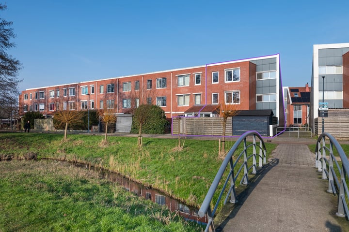 Photo of property Bazillehof 32, Hoorn