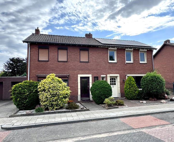 Beatrixlaan 13 in Roermond