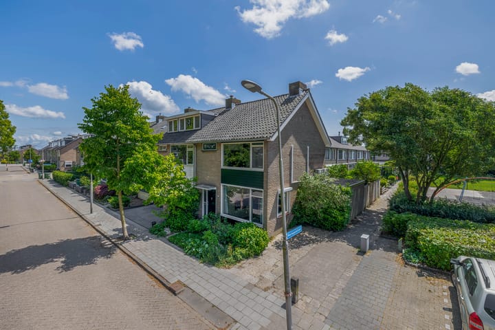 Photo of property Beatrixlaan 4, Moerkapelle
