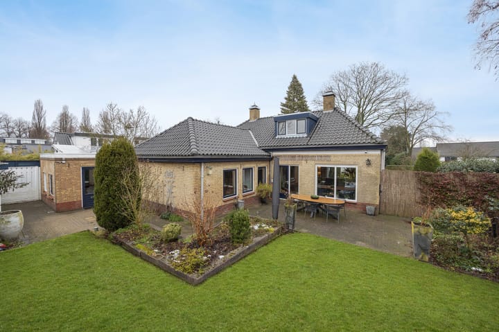 Beatrixpark 33 in Etten-Leur foto