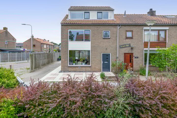 Beatrixplein 1 in Zwartewaal