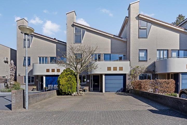 Photo of property Beatrixstraat 13, Emmen