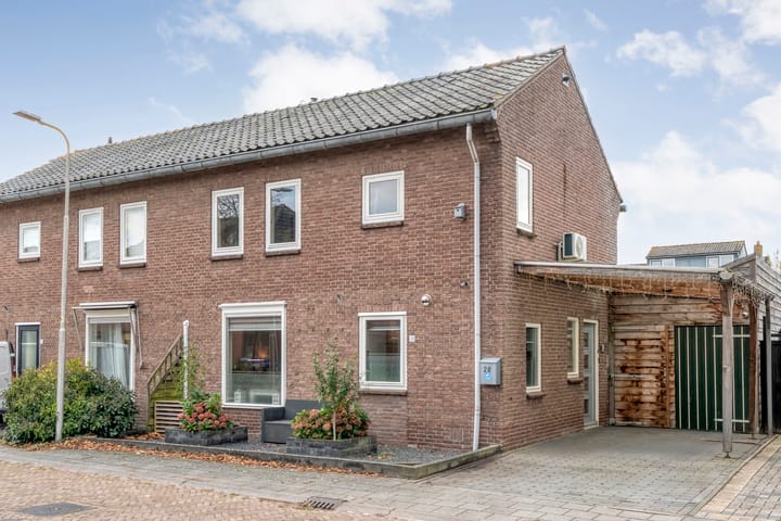 Photo of property Beatrixstraat 28, Dedemsvaart