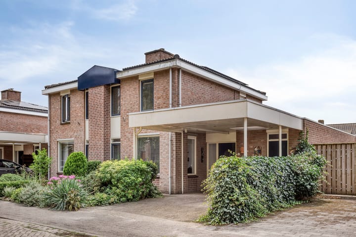 Beatrixstraat 4 in Berghem