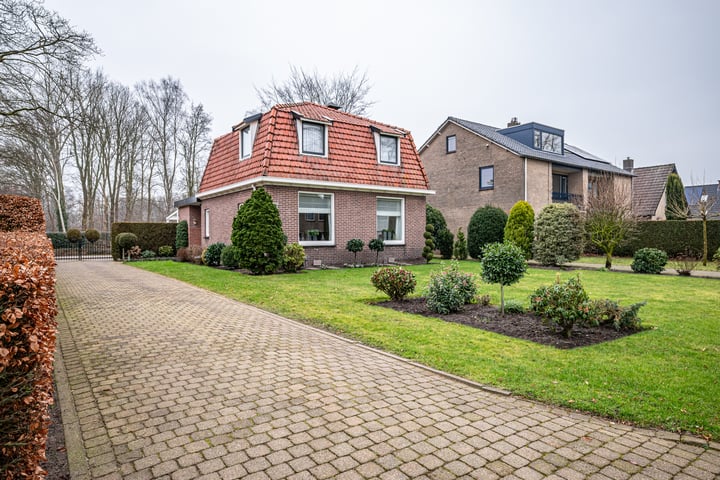 Photo of property Beatrixweg 28, Heerde