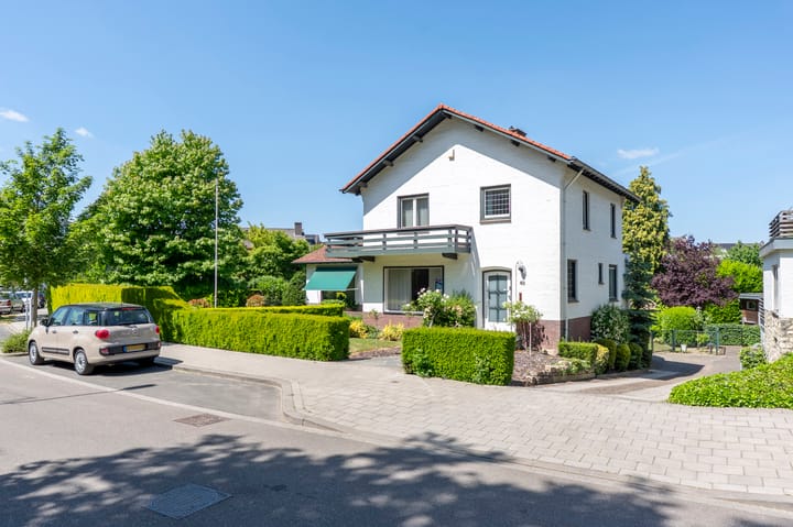 Beekhoverstraat 49 in Geleen