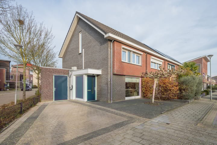 Photo of property Beekpunge 102, Tegelen