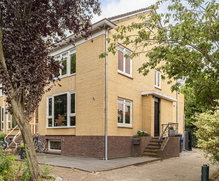 Beekweg 8 in Maarssen foto