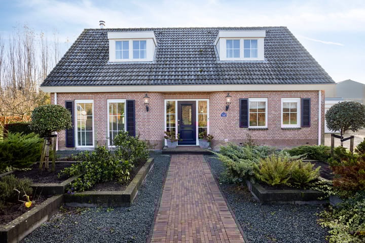 Photo of property Beeldsweg 1, Zuidland